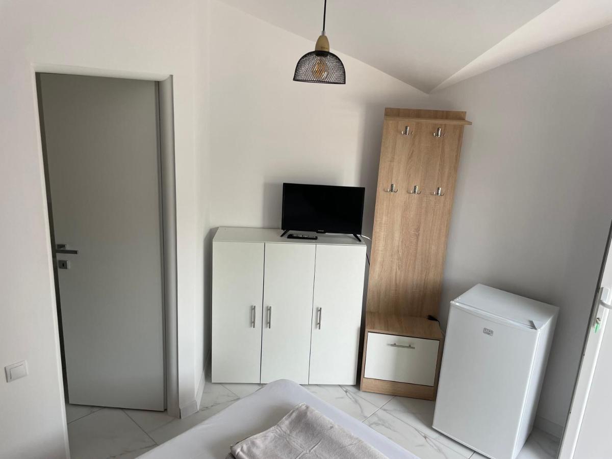 Complex Pria Apartment Două Mai Екстериор снимка
